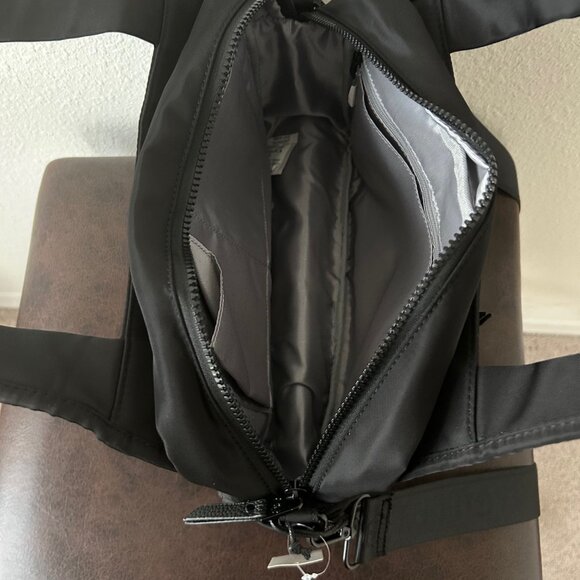 Samantha Brown To Go Travel Hobo Bag with Removable Crossbody Strap BLACK nwt - Picture 10 of 13